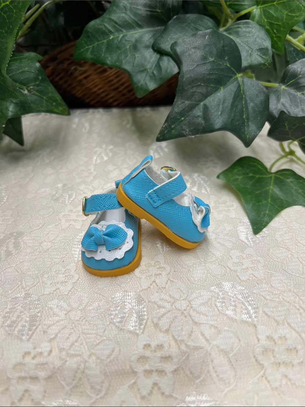NWT Blue 2”, 5 cm, Mary Jane Bow Shoes for 12” Doll.